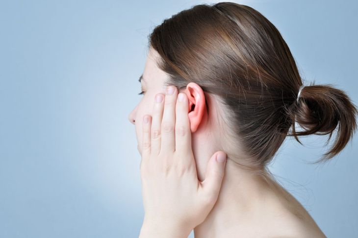 How to Unclog Your Ears and Deal With Earwax