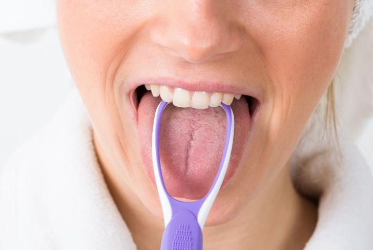 How Tongue Scrapers Benefit Overall Health