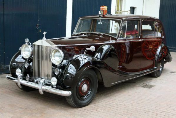 Inside England’s Royal Family Car Collection