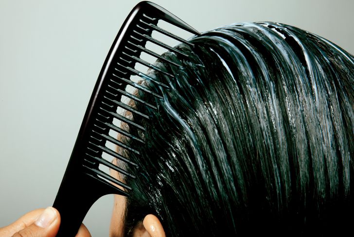 Tips to Keep Your Hair Looking Amazing After 40