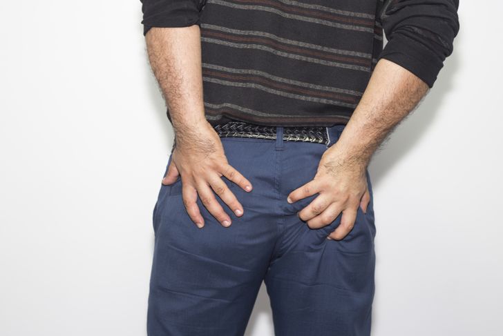 10 Causes and Complications of Hemorrhoids