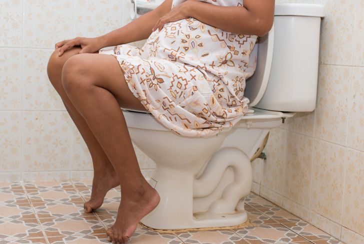 10 Causes and Complications of Hemorrhoids