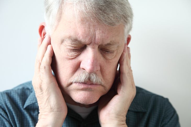 10 Symptoms of Ear Infection