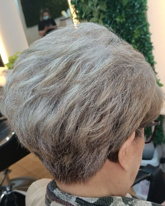 15 Awesome Short Permed Hair Ideas for Women Over 50 - Hairstylery