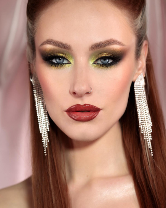 20 Mind-Blowing Smokey Eye Makeup Ideas for any Occasion - Hairstylery
