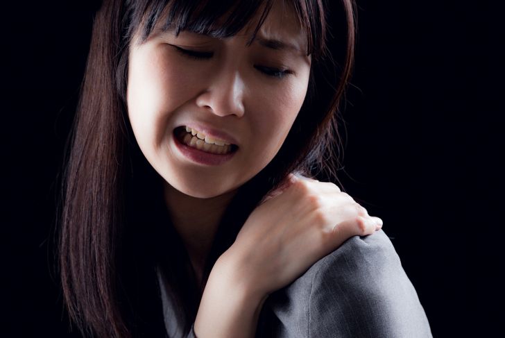 9 Symptoms of Fibromyalgia