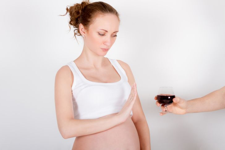 9 Symptoms, Treatments, and Prevention of Fetal Alcohol Syndrome