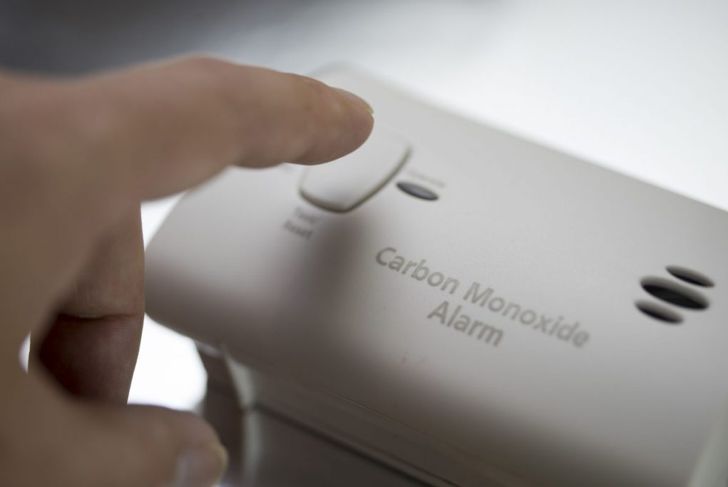 Carbon Monoxide Poisoning Causes, Symptoms, and Treatments