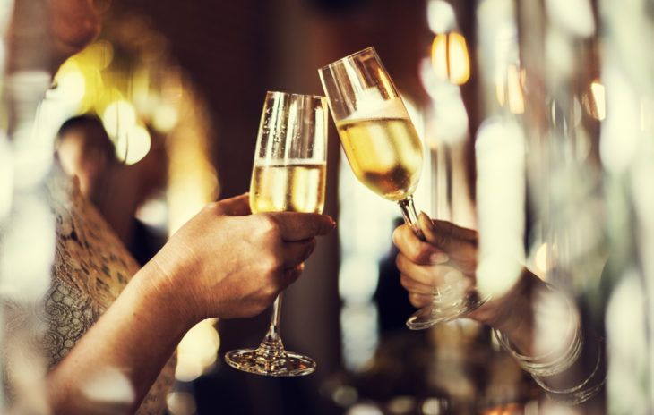 Fun and Safe Ways Seniors Can Celebrate New Year’s Eve
