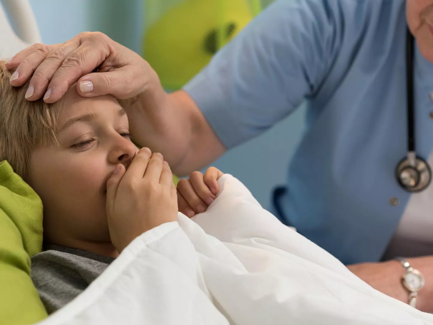 What are the Symptoms of Whooping Cough and the Treatment for Whooping Cough?