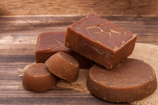 What is the Nutritional Value of Jaggery per 100g and Is Jaggery per 100g Healthy for You?