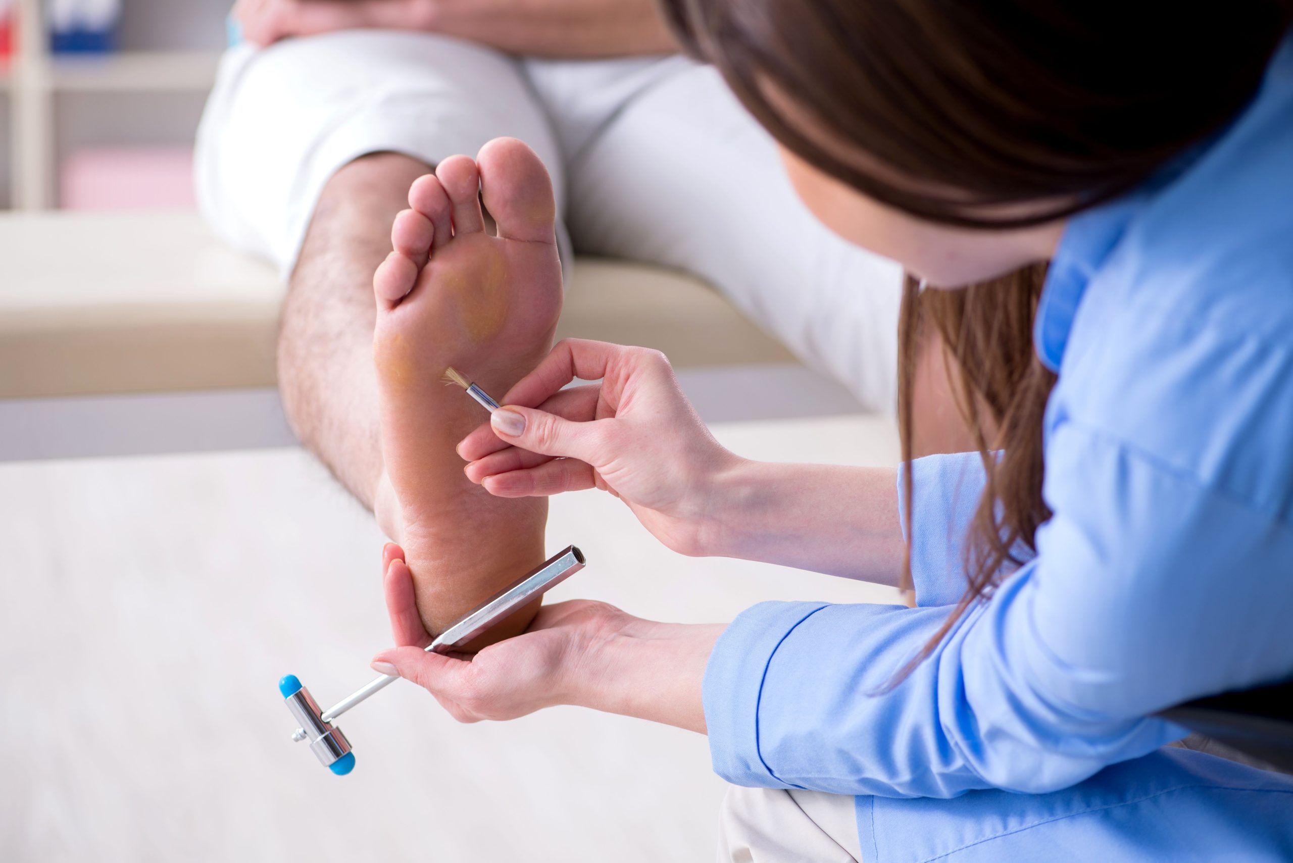 What are the Symptoms of Peripheral Neuropathy and the Treatment for Peripheral Neuropathy ?