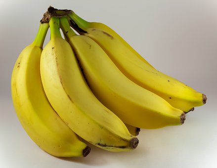 What is the Nutritional Value of Banana per 100g and Is Banana per 100g Healthy for You?