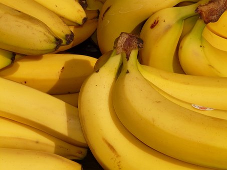 What is the Nutritional Value of Banana per 100g and Is Banana per 100g Healthy for You?