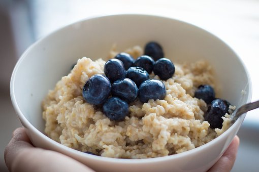 What is the Nutritional Value of Oatmeal and Is Oatmeal Healthy for You?
