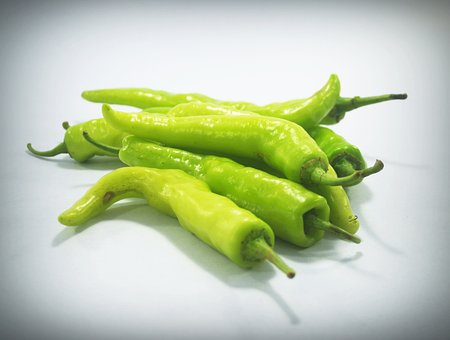 What is the Nutritional Value of Green Chilli and Is Green Chilli Healthy for You?