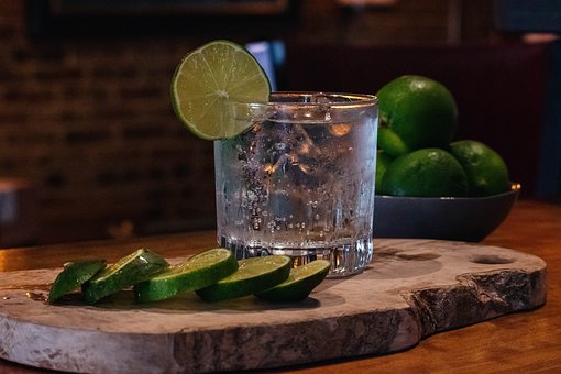 What is the Nutritional Value of Gin and Is Gin Healthy for You?