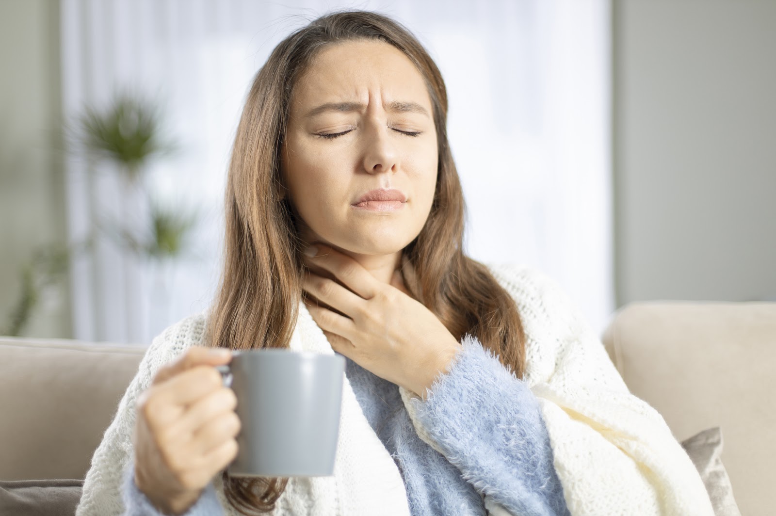 What are the Symptoms of Throat Infection and the Treatment for Throat Infection?