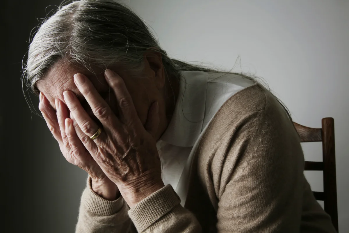 What are the Symptoms of Alzheimer's and the Treatment for Alzheimer's?
