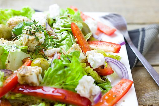 What is the Nutritional Value of Vegetable Salad and Is Vegetable Salad Healthy for You?