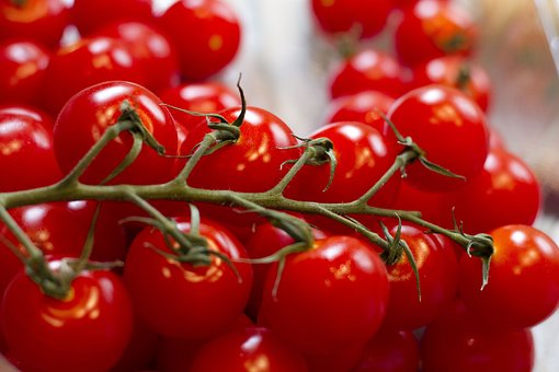 What is the Nutritional Value of Grape Tomatoes and Are Grape Tomatoes Healthy for You?