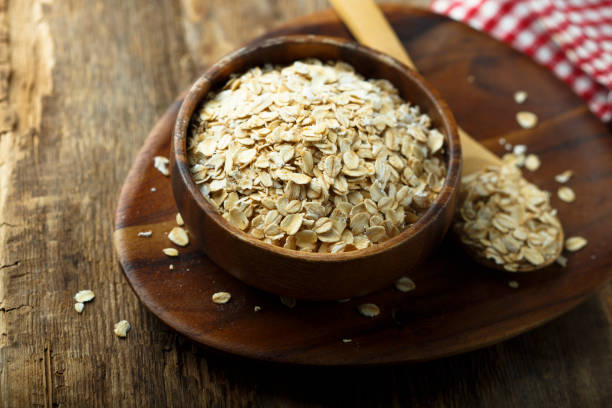 What is the Nutritional Value of Oats per 100g and Are Oats per 100g Healthy for You?