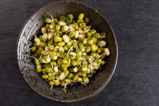 What is the Nutritional Value of Moong Sprouts and Is Moong Sprouts Healthy for You?