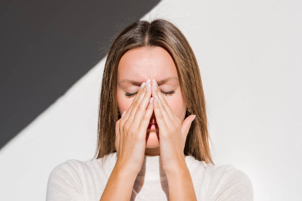 What are the Symptoms of Allergy Headache and the Treatment for Allergy Headache?