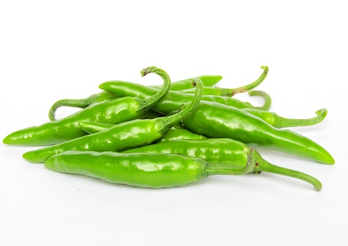 What is the Nutritional Value of Green Chilli per 100g and Is Green Chilli per 100g Healthy for You?