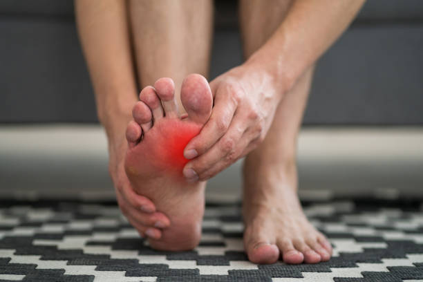 What are the Symptoms of Broken Toe and the Treatment for Broken Toe?