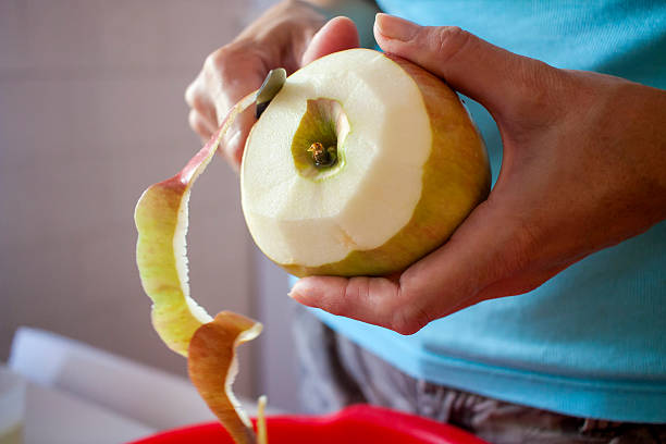What is the Nutritional Value of an Apple with Skin and Is an Apple with Skin Healthy for You?