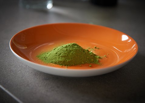 What is the Nutritional Value of Moringa Powder and Is Moringa Powder Healthy for You?
