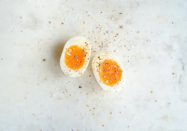 What is the Nutritional Value of 1 Egg and Is 1 Egg Healthy for You?