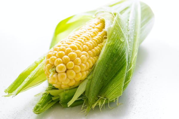What is the Nutritional Value of a Corn and Is a Corn Healthy for You?