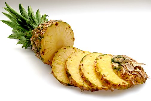 What is the Nutritional Value of Pineapple per 100g and Is Pineapple per 100g Healthy for You?