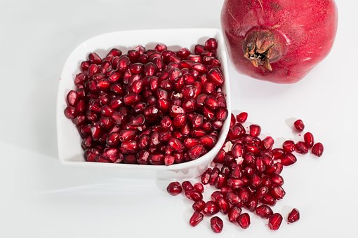 What is the Nutritional Value of Pomegranate Seeds and Are Pomegranate Seeds Healthy for You?