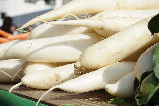 What is the Nutritional Value of White Radish per 100g and Is White Radish per 100g Healthy for You?