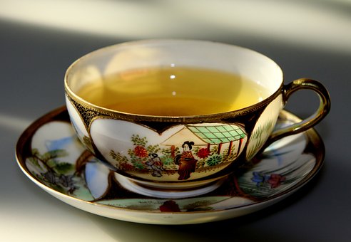 What is the Nutritional Value of Green Tea per 100g and Is Green Tea per 100g Healthy for You?