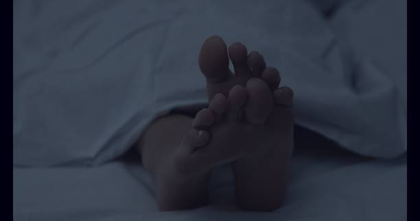 What are the Symptoms of Burning Feet at Night and the Treatment for Burning Feet at Night?
