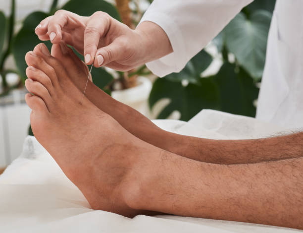 What are the Symptoms of Pins and Needles in Foot and the Treatment for Pins and Needles in Foot?
