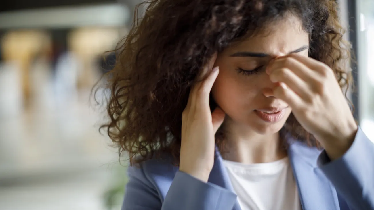 What are the Symptoms of Chronic Headache and the Treatment for Chronic Headache?